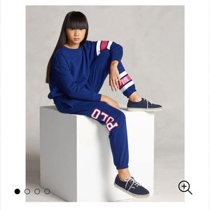 NWOT RALPH LAUREN
Girls Blue Logo Joggers in excellent condition